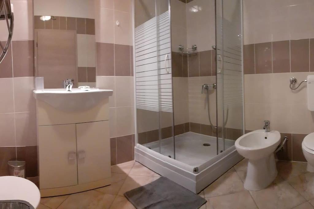 Vis - Luxury Holiday Villa With Swimming Pool Buitenkant foto